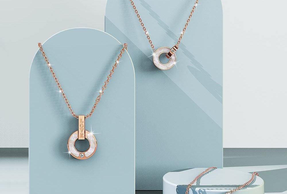 5 Pieces of Jewellery That Lets You Stay on Top of The Fashion Trend